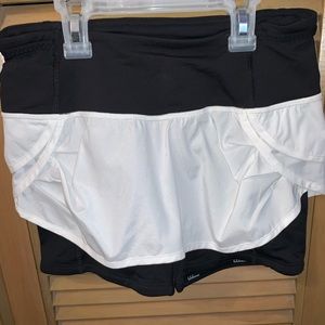 Lululemon RUN: Speed Squad Skirt (size 2)